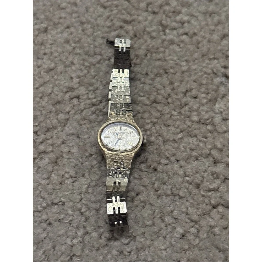 Vintage Seiko Watch 11-7619 Women Hand Winding Mechanical Gold Tone Oval 5.75